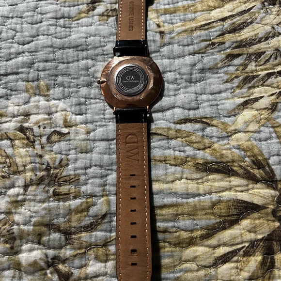 David Wellington 40mm Watch - Picture 3 of 4